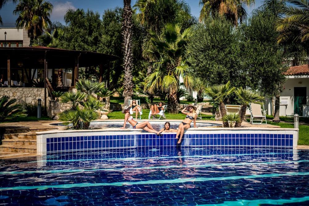 Citta Bianca Country Resort Ostuni Ngoại thất bức ảnh